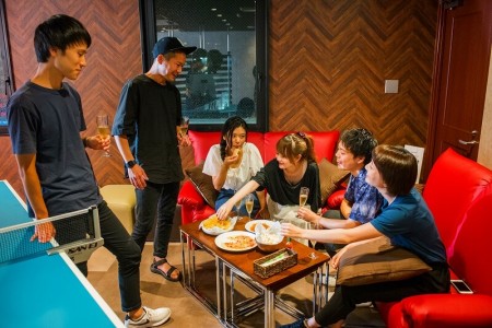 Darts × Table Tennis Lounge