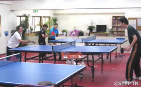 Beginner table tennis class
